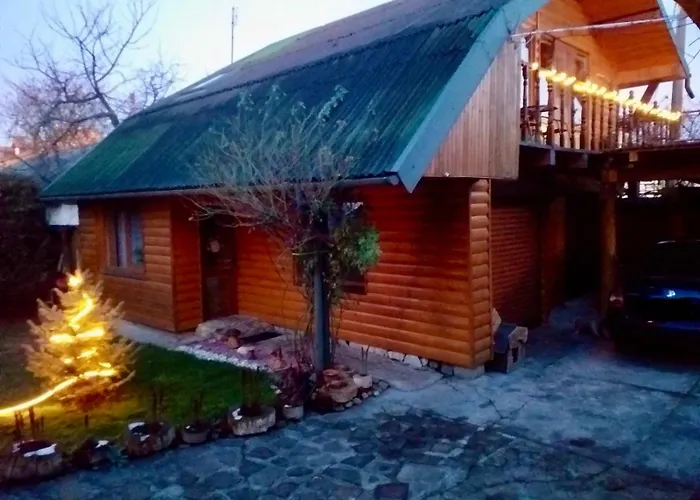 Friendly House